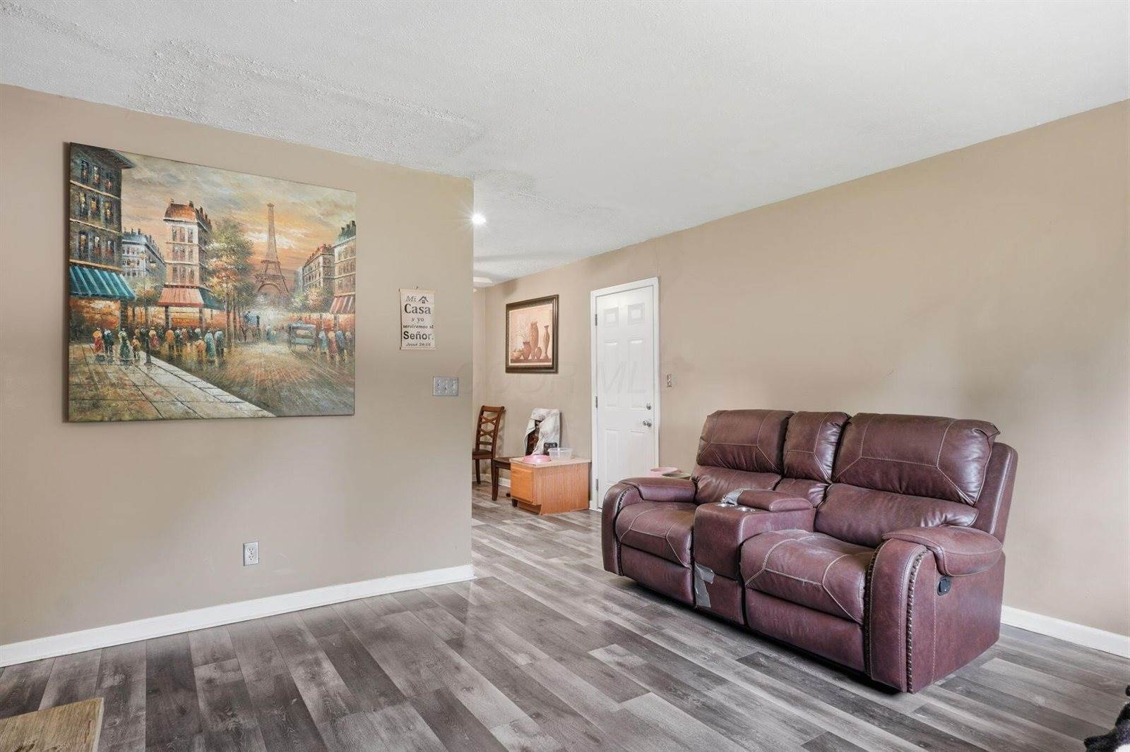 5285 Zimmer Drive, Columbus, OH 43232