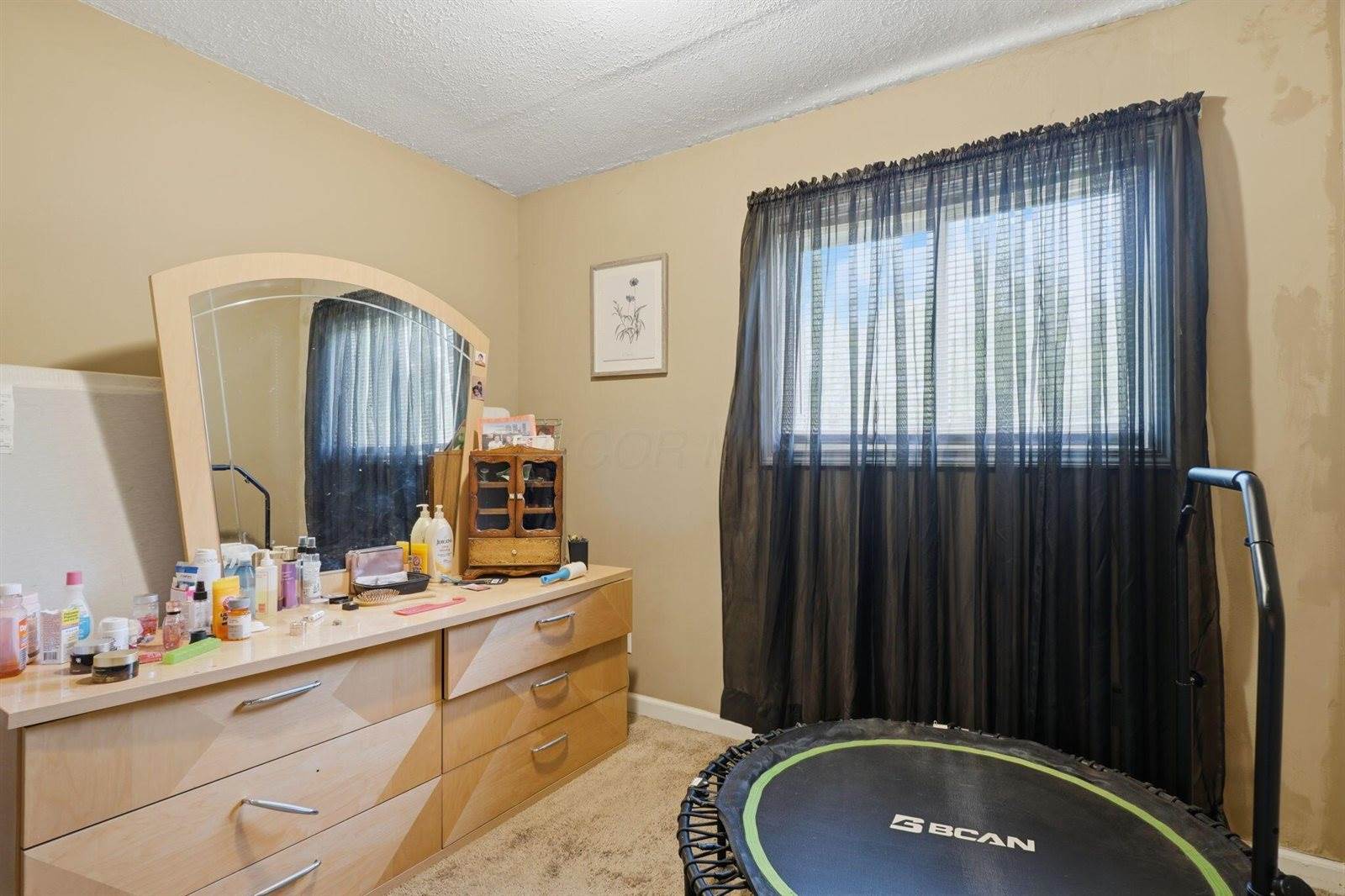5285 Zimmer Drive, Columbus, OH 43232