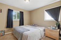 5285 Zimmer Drive, Columbus, OH 43232