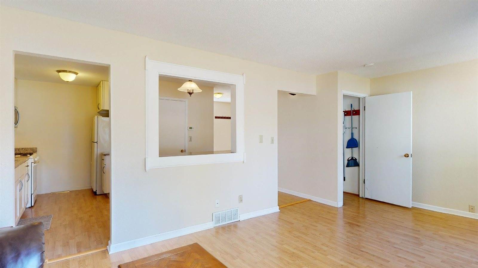 721 Meadow Place, Ames, IA 50010