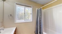 721 Meadow Place, Ames, IA 50010