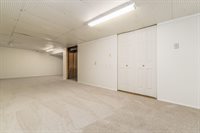 6205 Stornoway Drive South, Columbus, OH 43213
