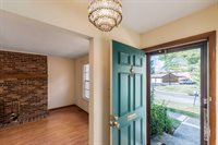 6205 Stornoway Drive South, Columbus, OH 43213