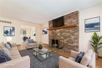 6205 Stornoway Drive South, Columbus, OH 43213
