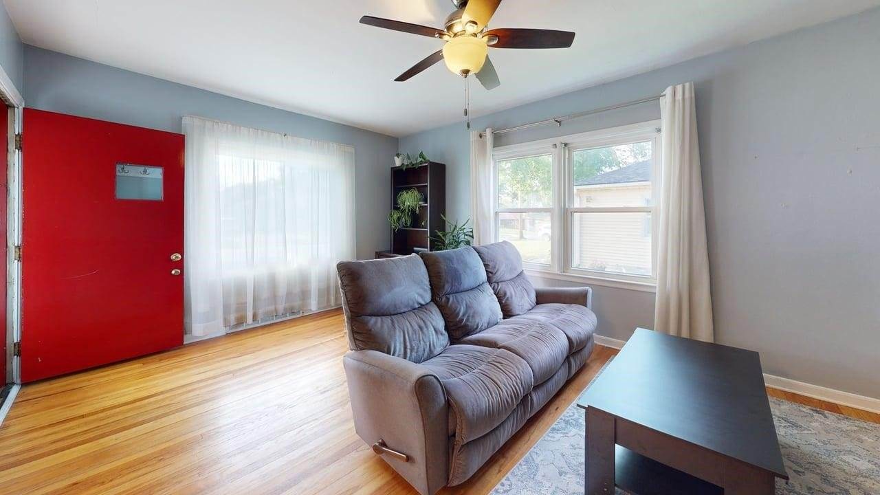 4111 40th Street, Des Moines, IA 50310