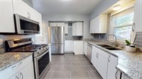 4111 40th Street, Des Moines, IA 50310