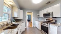 4111 40th Street, Des Moines, IA 50310