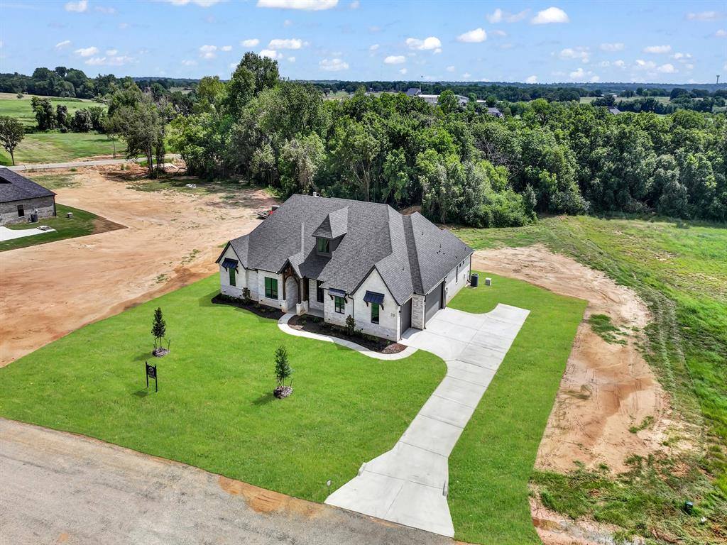 313 Wrangler Court, Weatherford, TX 76088