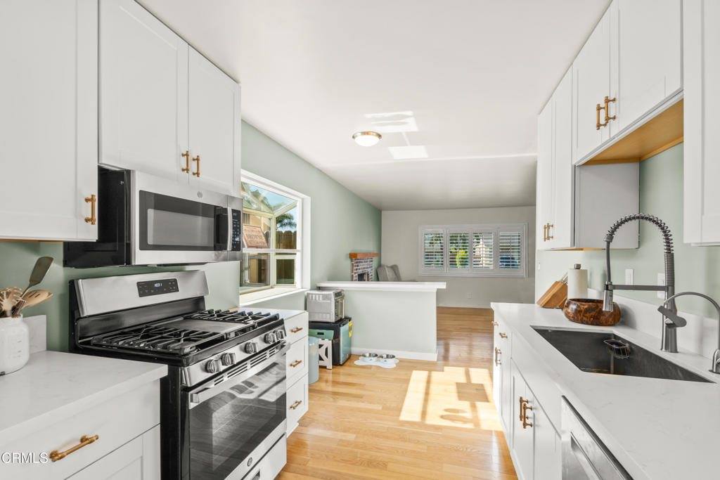 2942 Apache Avenue, Ventura, CA 93001