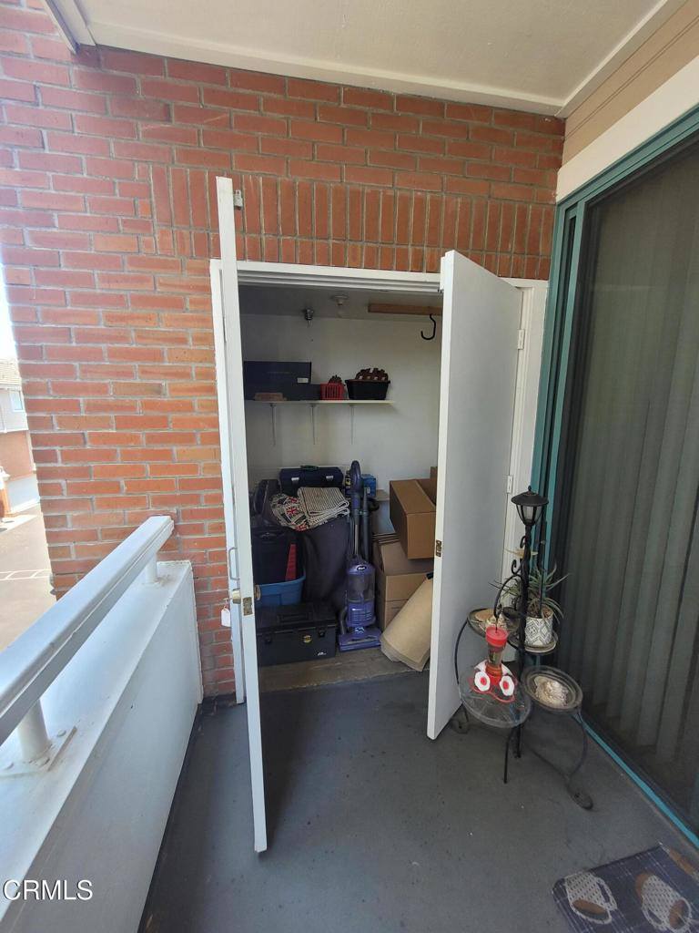 865 South B Street, Oxnard, CA 93030