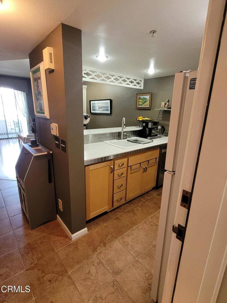 865 South B Street, Oxnard, CA 93030