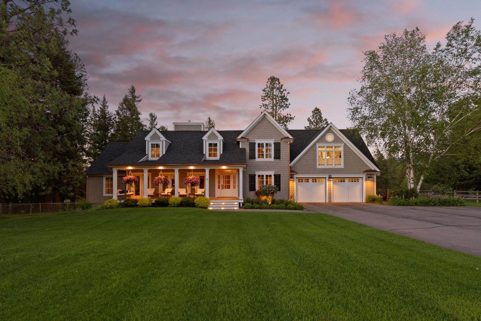 979 Hodgson Road, Columbia Falls, MT 59912