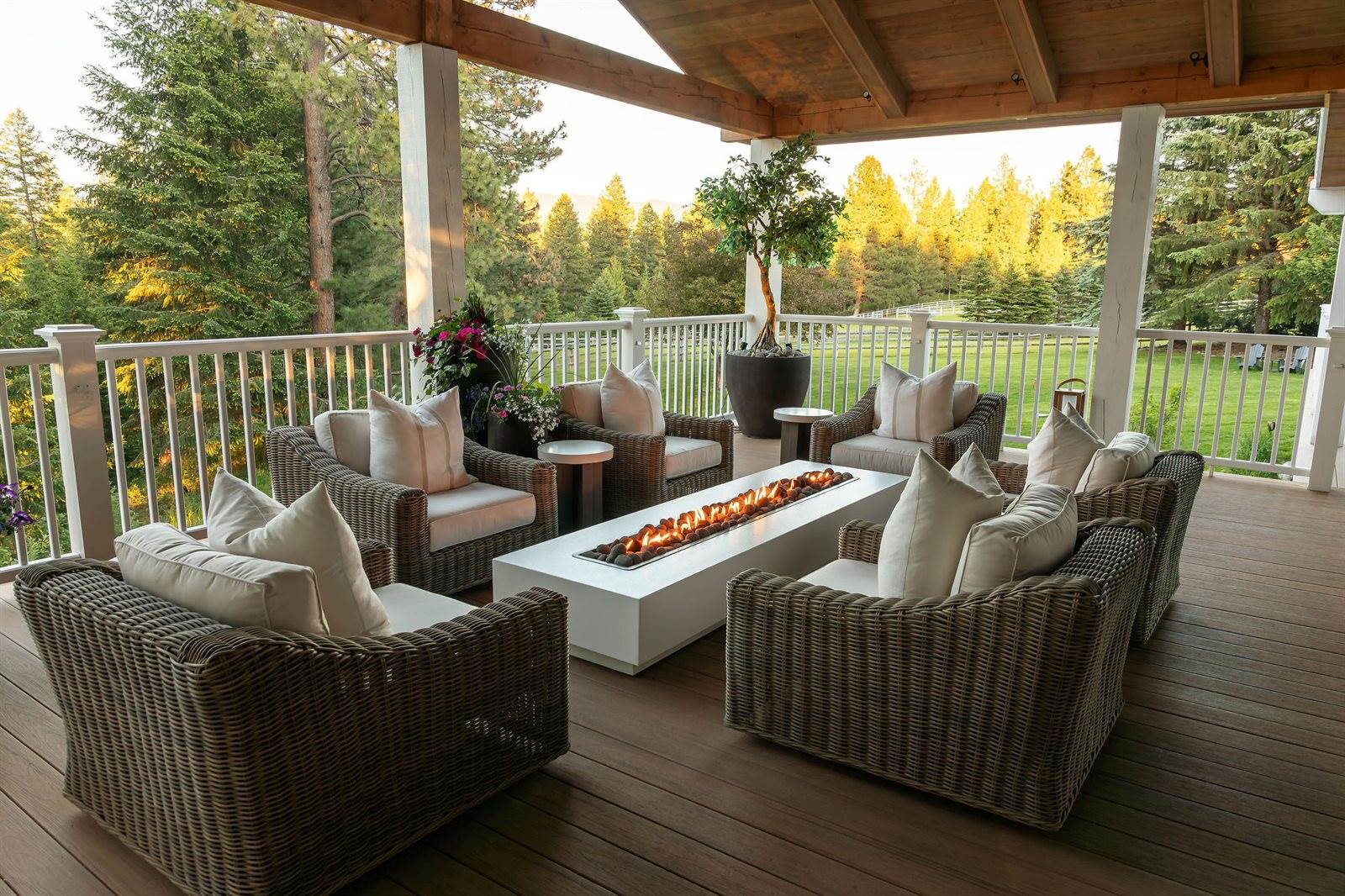 979 Hodgson Road, Columbia Falls, MT 59912