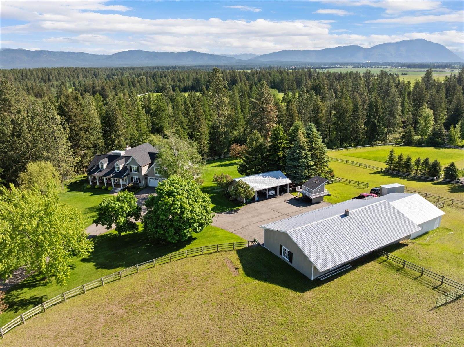 979 Hodgson Road, Columbia Falls, MT 59912