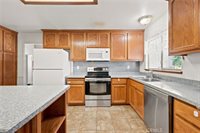 3611 Oak Drive, Clearlake, CA 95422
