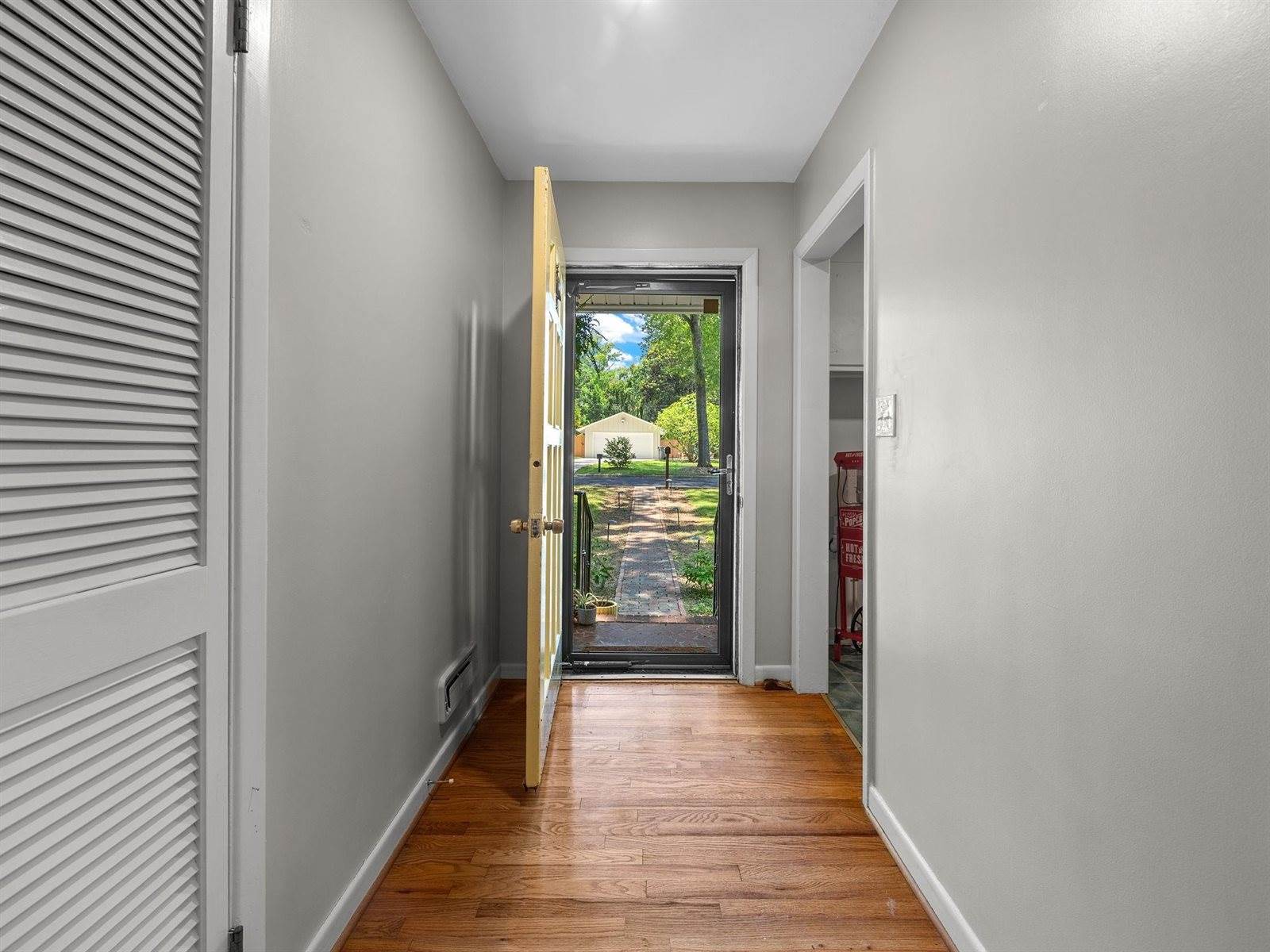 109 Kent Place, Spartanburg, SC 29307