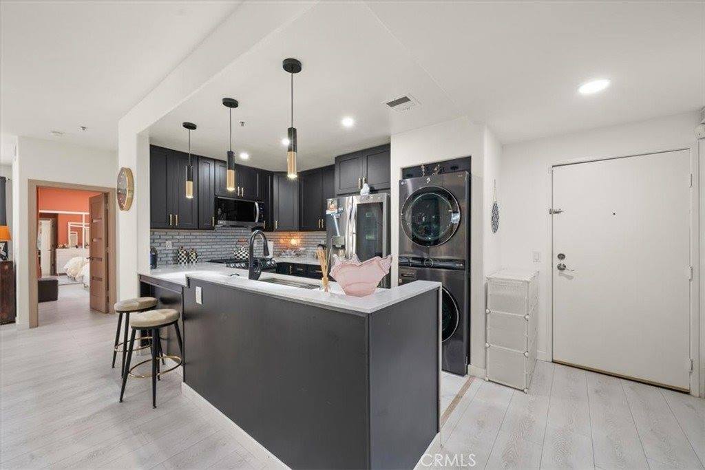 17809 Halsted, Northridge, CA 91325