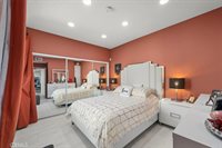 17809 Halsted, Northridge, CA 91325