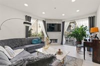 17809 Halsted, Northridge, CA 91325