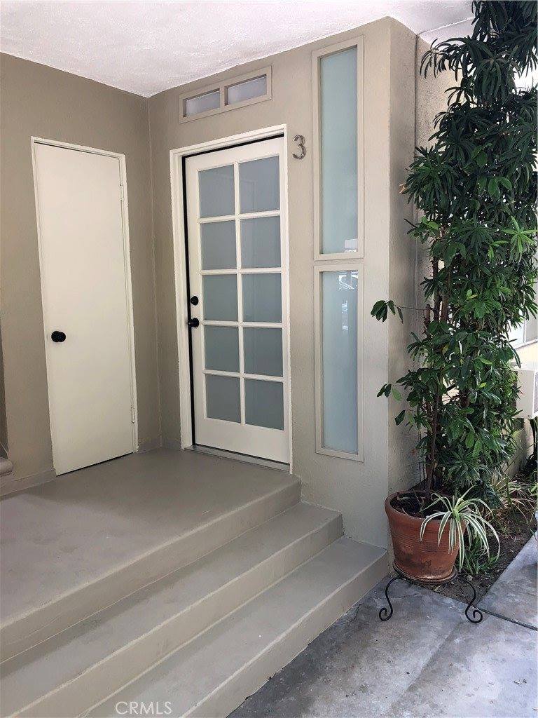 611 East Maple #3, Glendale, CA 91205