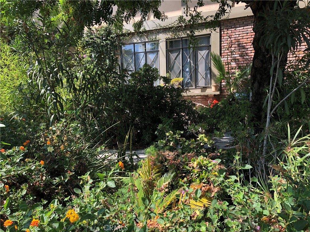 611 East Maple #3, Glendale, CA 91205