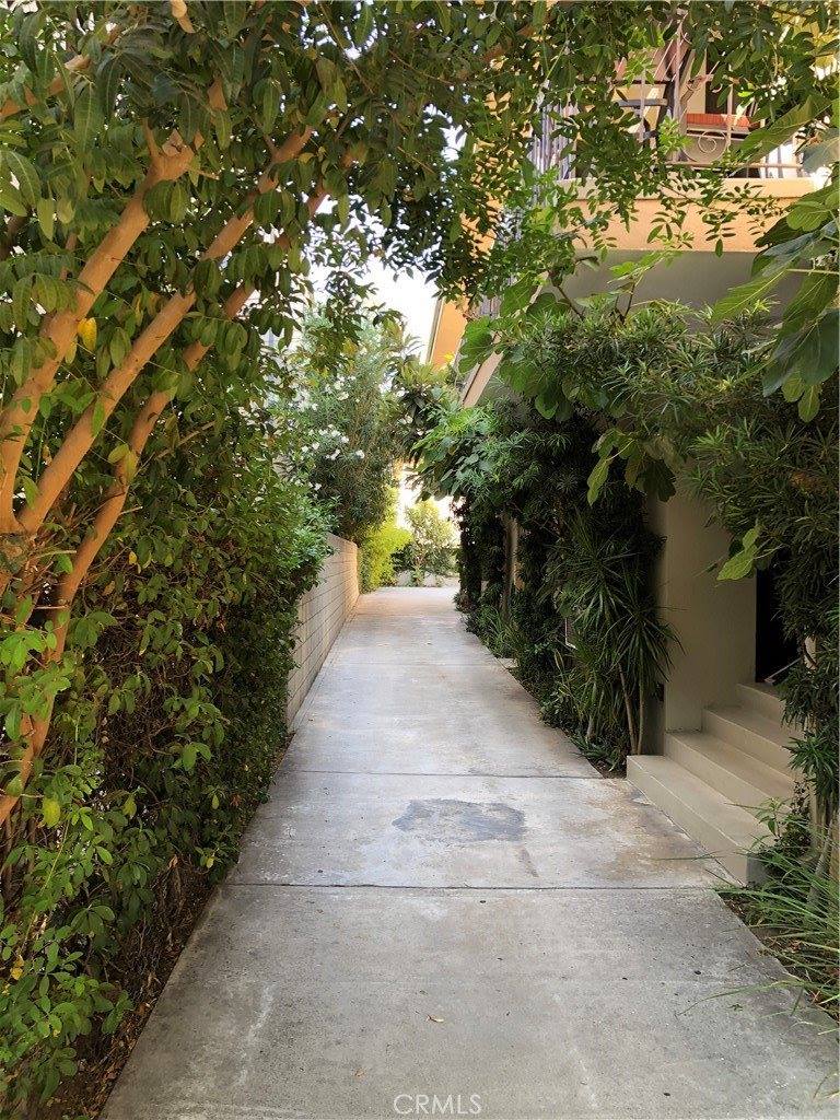 611 East Maple #3, Glendale, CA 91205