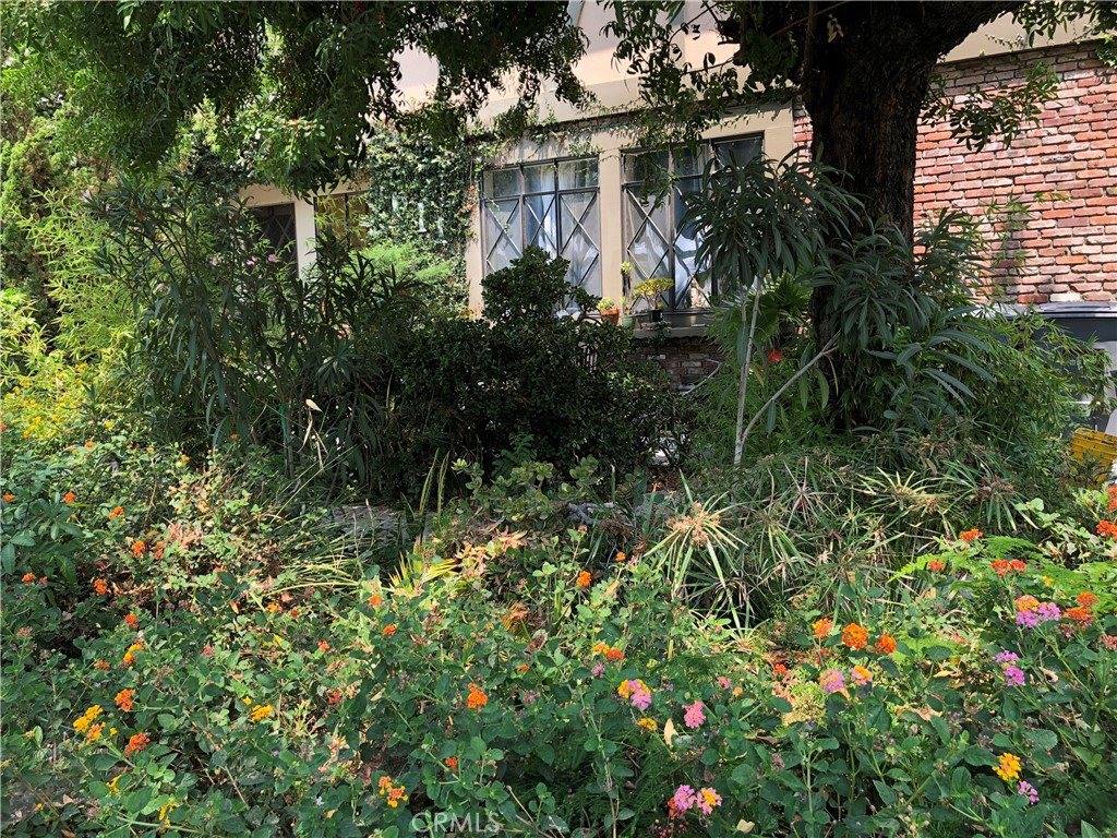 611 East Maple #3, Glendale, CA 91205