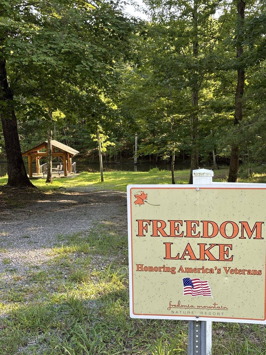 400 Tree House Trail, Dunlap, TN 37327