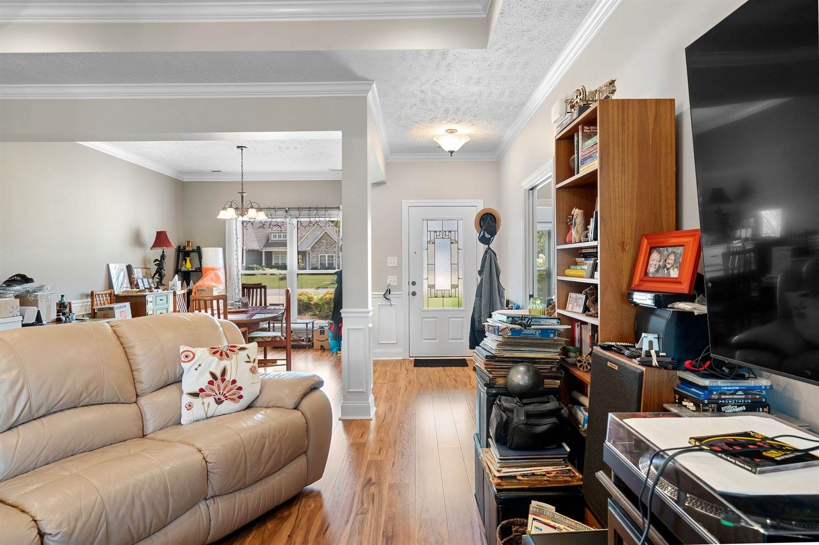 669 Laurel Ln, Murfreesboro, TN 37127