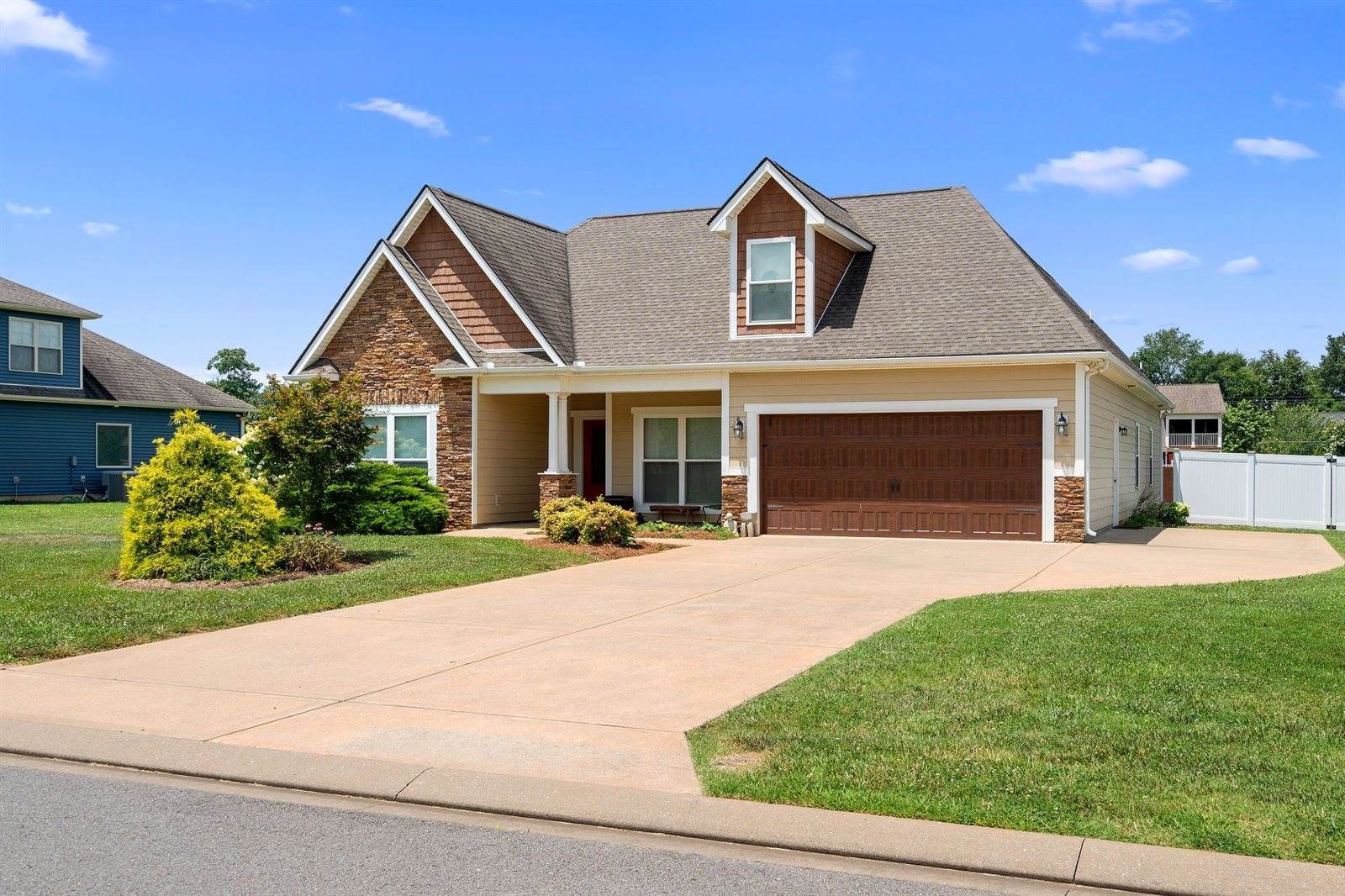 669 Laurel Ln, Murfreesboro, TN 37127