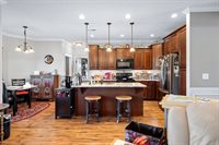 669 Laurel Ln, Murfreesboro, TN 37127