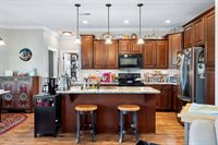 669 Laurel Ln, Murfreesboro, TN 37127