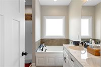 669 Laurel Ln, Murfreesboro, TN 37127