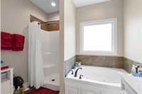 669 Laurel Ln, Murfreesboro, TN 37127