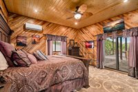 120 Woa Rd, Hilo, HI 96720