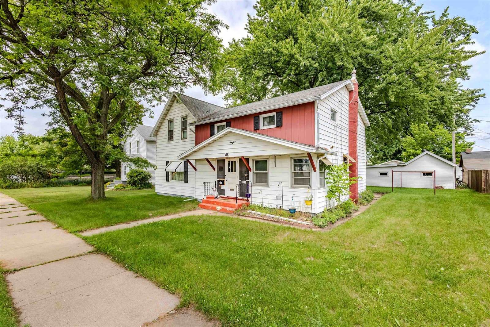 408 1st Street, Nekoosa, WI 54457