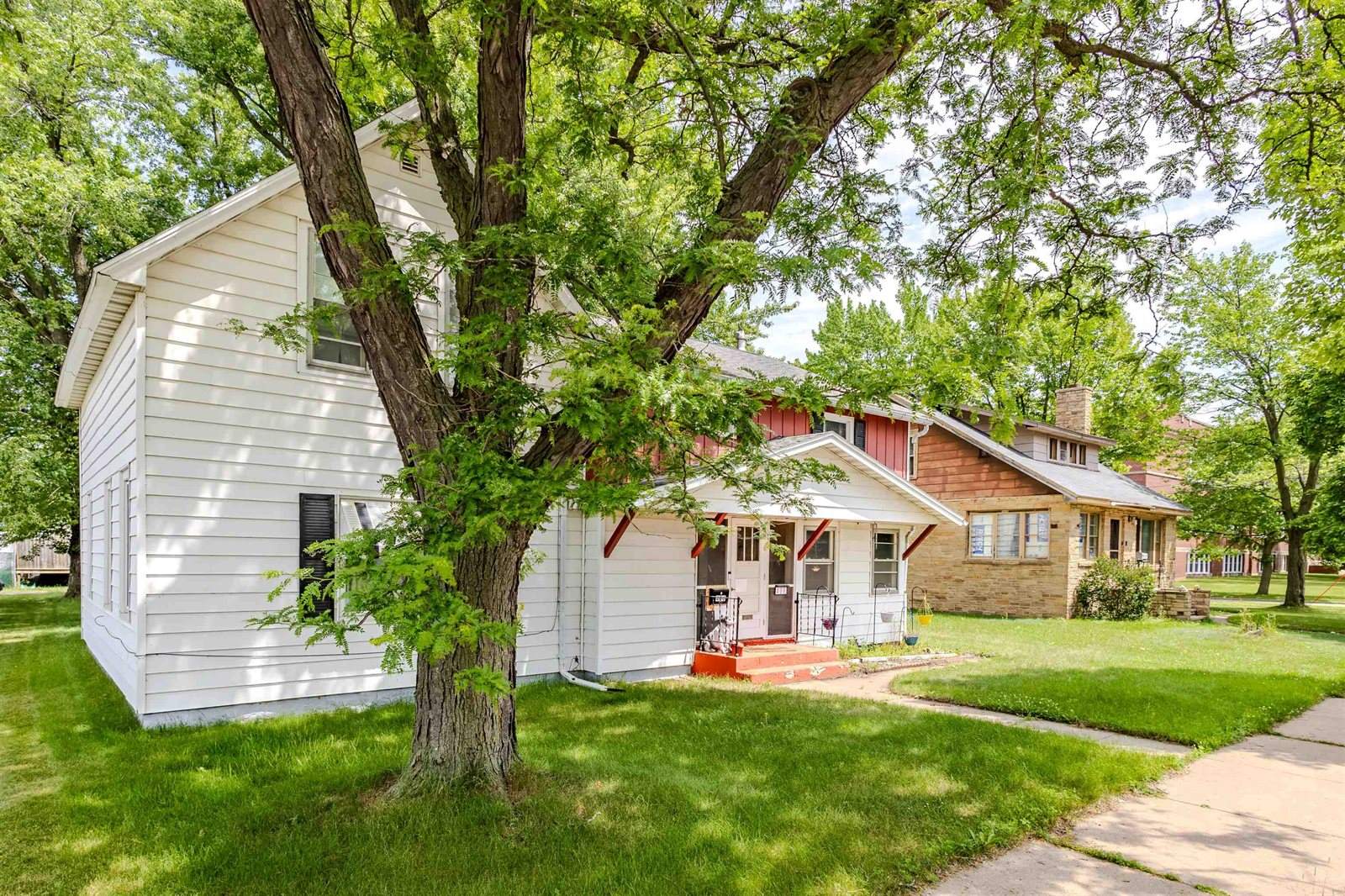 408 1st Street, Nekoosa, WI 54457