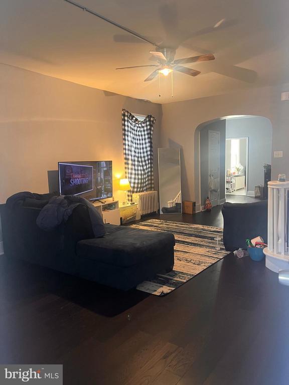 94 South 6TH Street, Darby, PA 19023