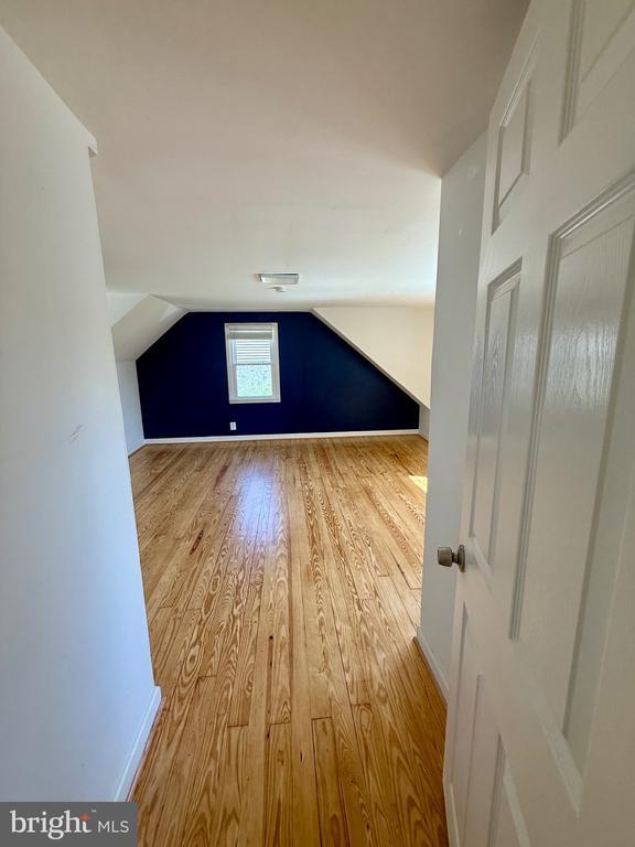 2903 Oak Knoll Drive, Falls Church, VA 22042
