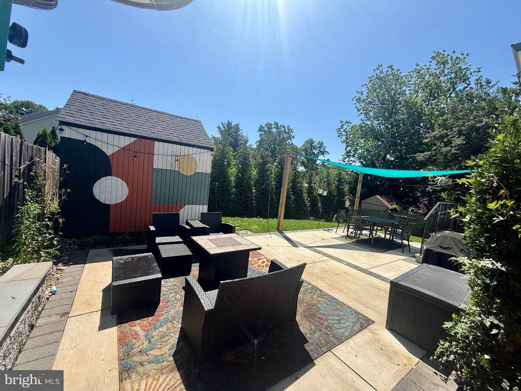 2903 Oak Knoll Drive, Falls Church, VA 22042