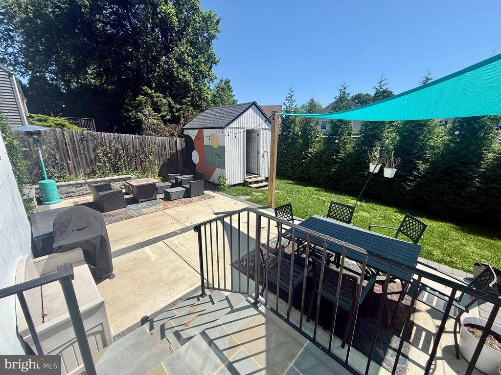 2903 Oak Knoll Drive, Falls Church, VA 22042