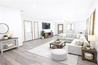 609 11th St NW, Minot, ND 58703