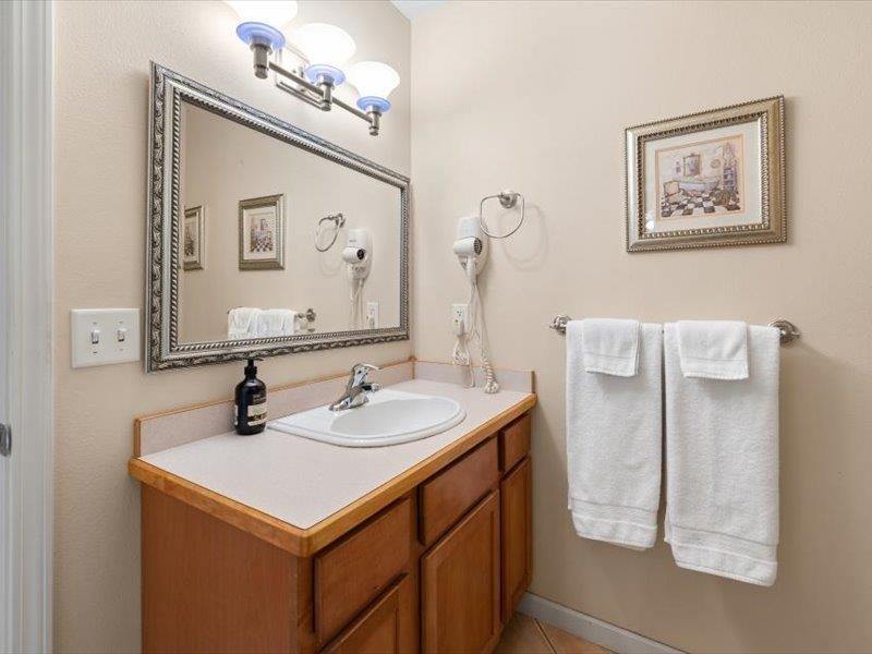 301 Erceg Street, Fairbanks, AK 99701