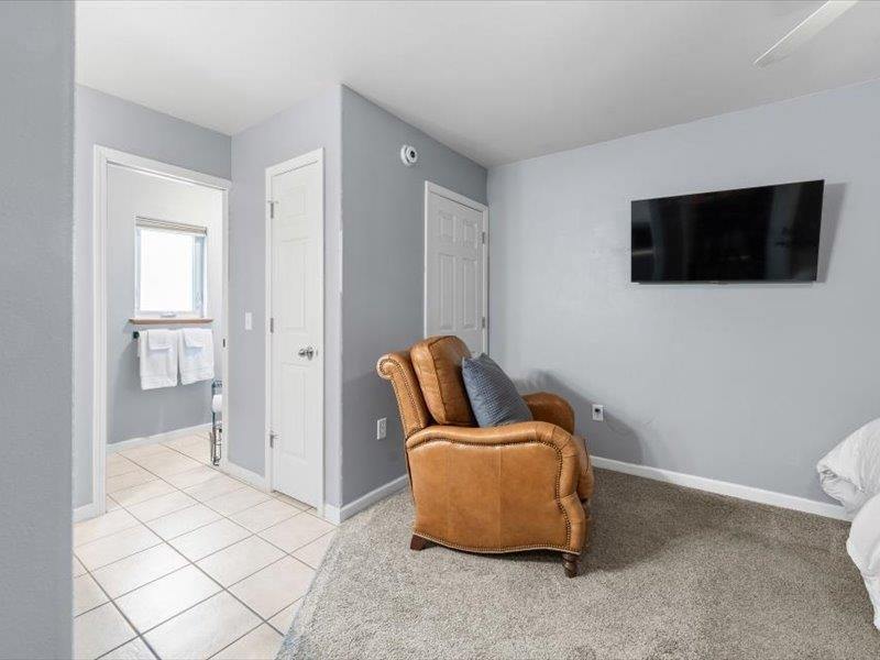 301 Erceg Street, Fairbanks, AK 99701