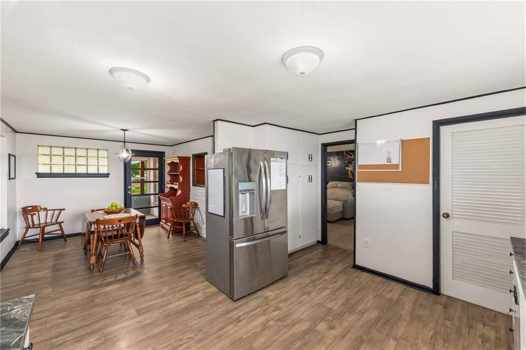 5 Sunset Lane, Paola, KS 66071