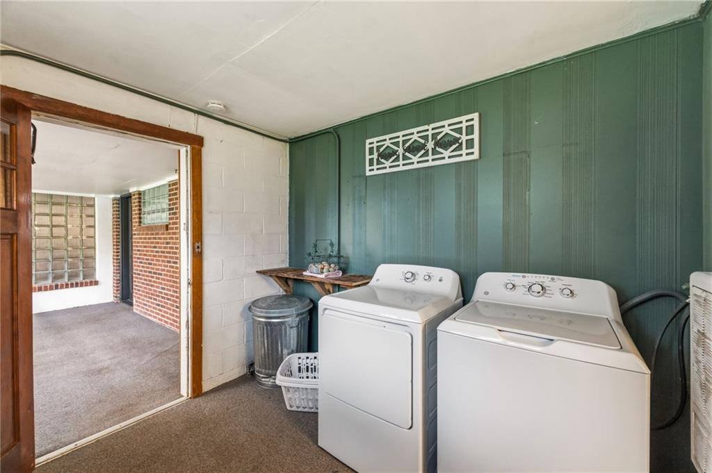 5 Sunset Lane, Paola, KS 66071