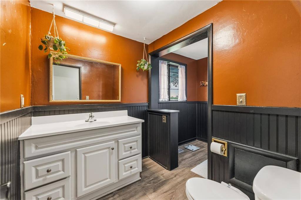 5 Sunset Lane, Paola, KS 66071