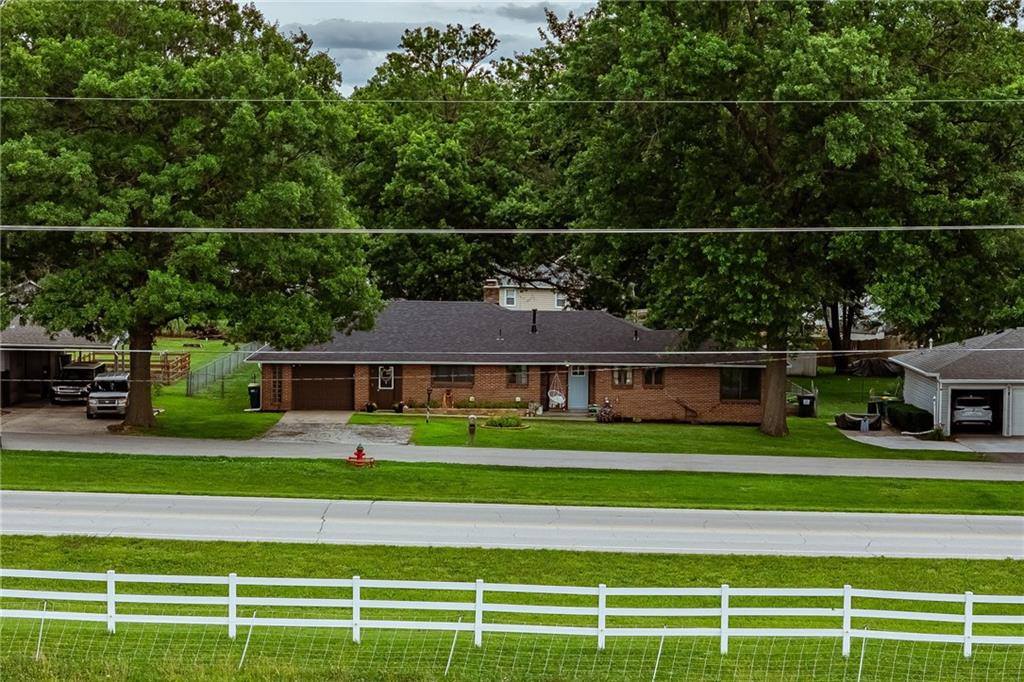 5 Sunset Lane, Paola, KS 66071