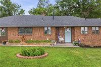 5 Sunset Lane, Paola, KS 66071