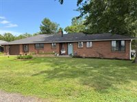 5 Sunset Lane, Paola, KS 66071